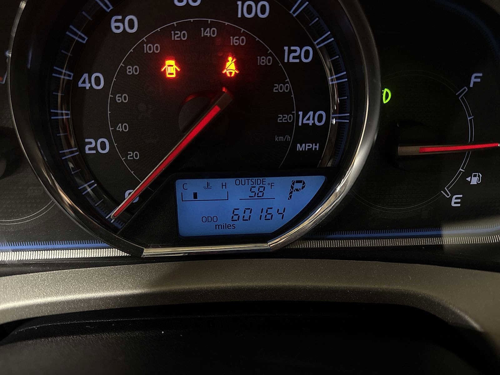 Thumbnail: 2015 Toyota RAV4 - 19