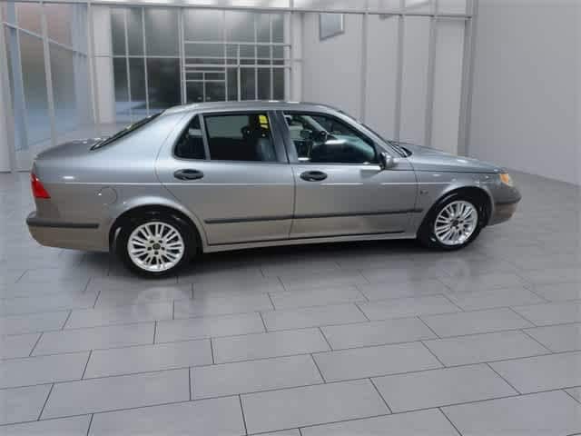 Thumbnail: 2005 Saab 9-5 - 9