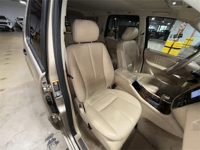 Thumbnail: 2002 Mercedes-Benz M-Class - 16