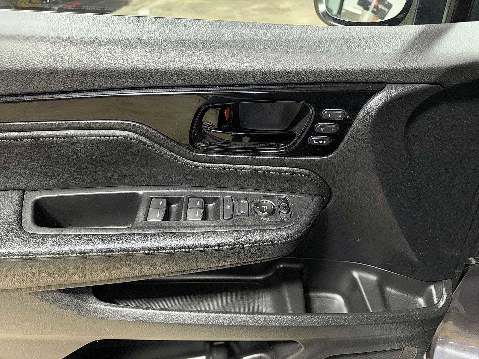 Thumbnail: 2022 Honda Odyssey - 23