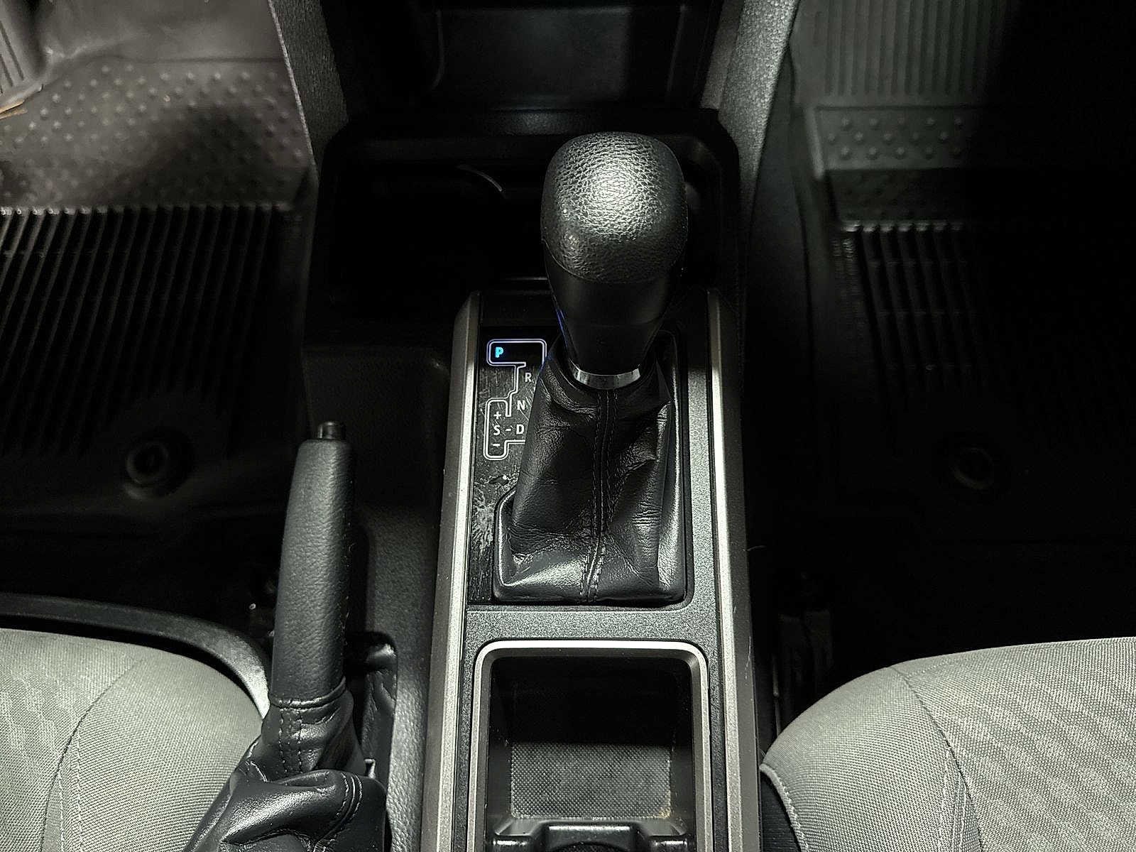 Thumbnail: 2023 Toyota Tacoma - 32