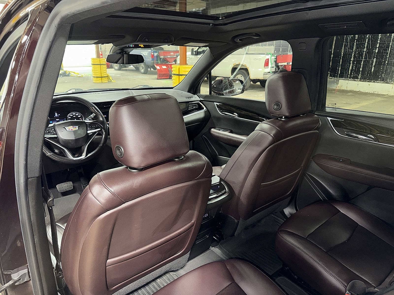 Thumbnail: 2021 Cadillac XT6 - 30