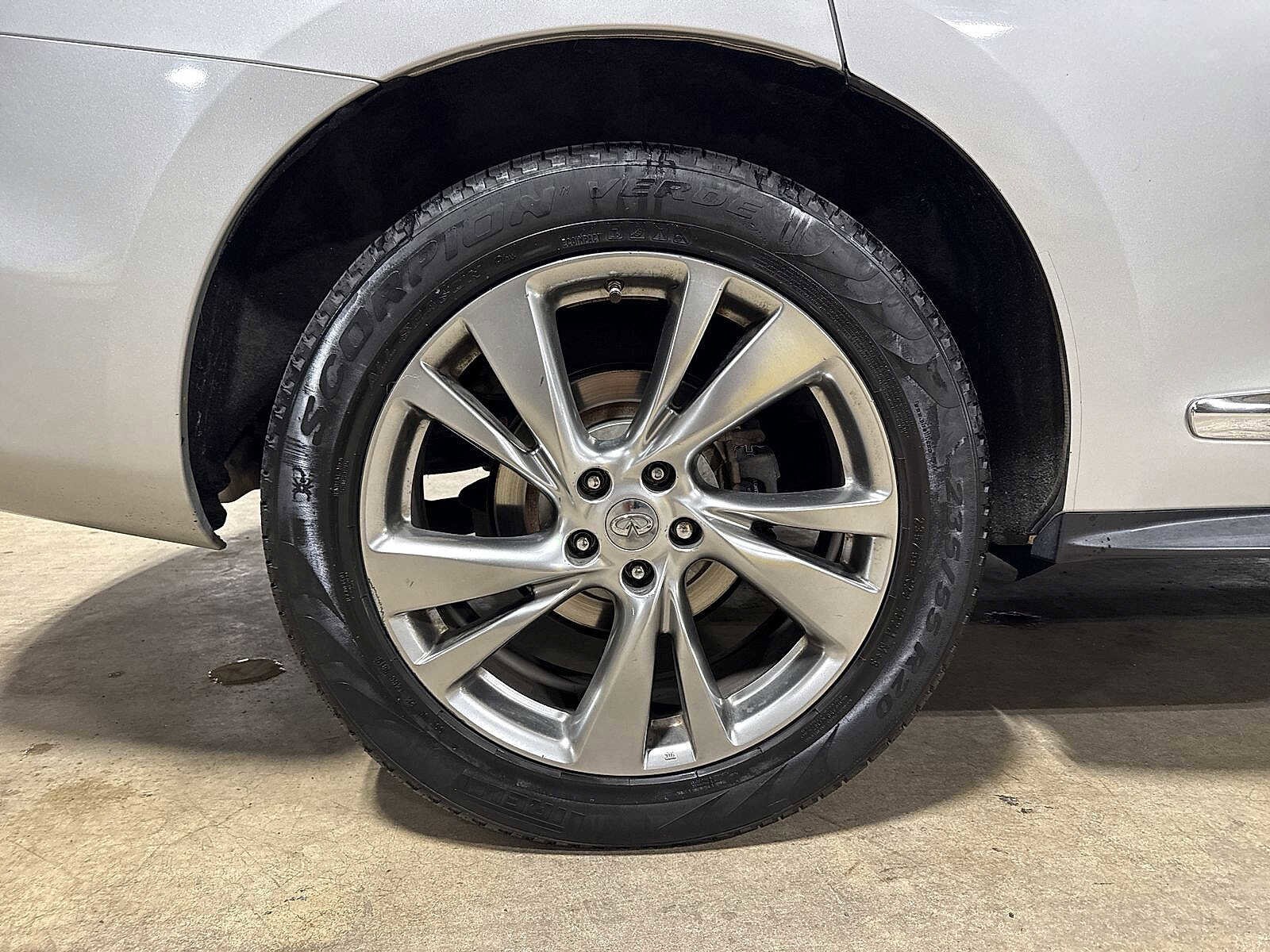 Thumbnail: 2015 INFINITI QX60 - 10