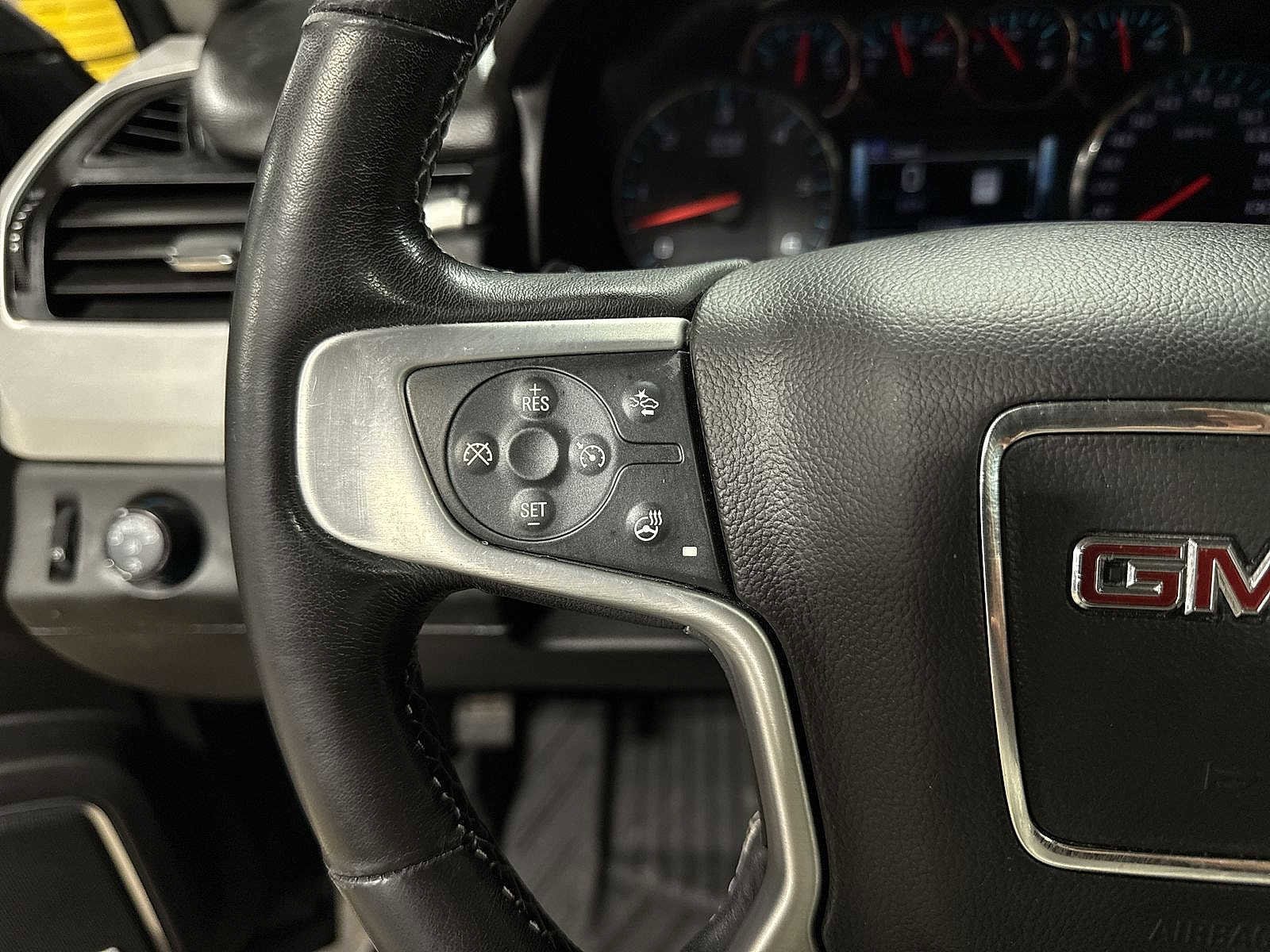 Thumbnail: 2020 GMC Yukon XL - 36