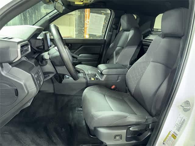 2024 Toyota Tacoma SR 15