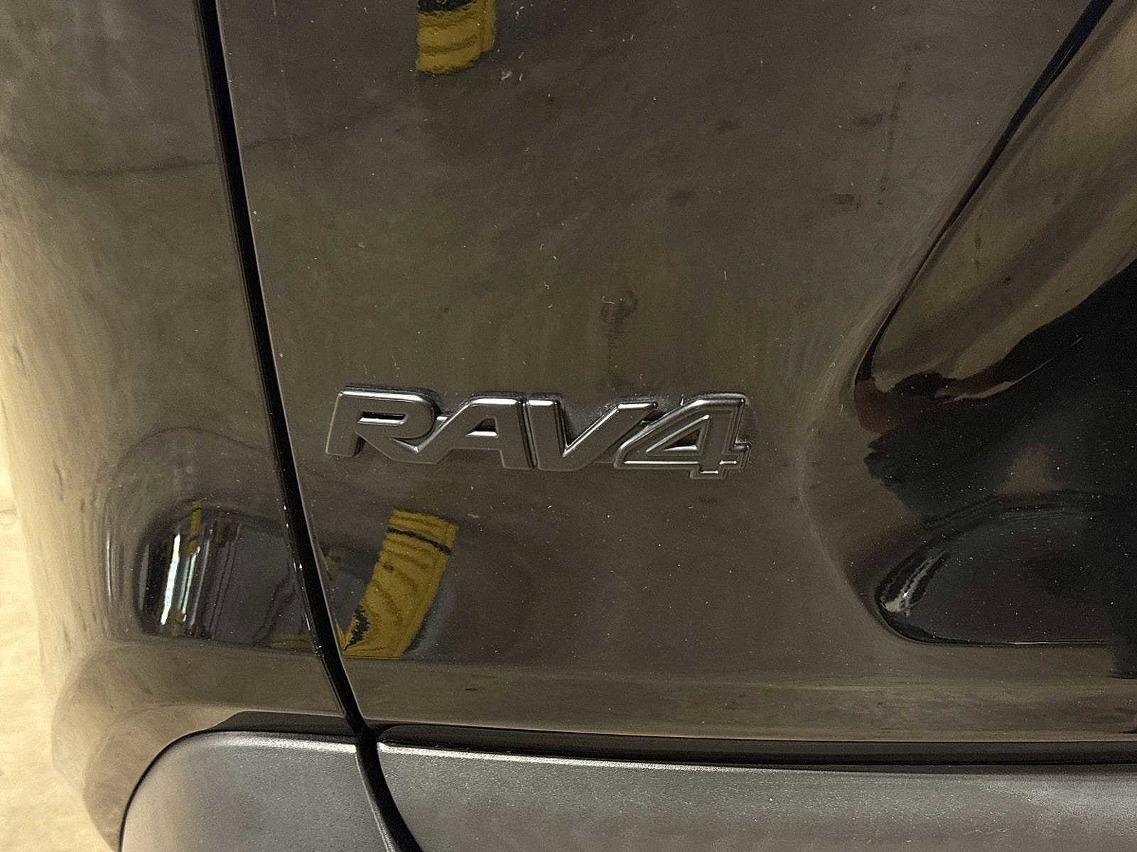 Thumbnail: 2023 Toyota RAV4 - 27