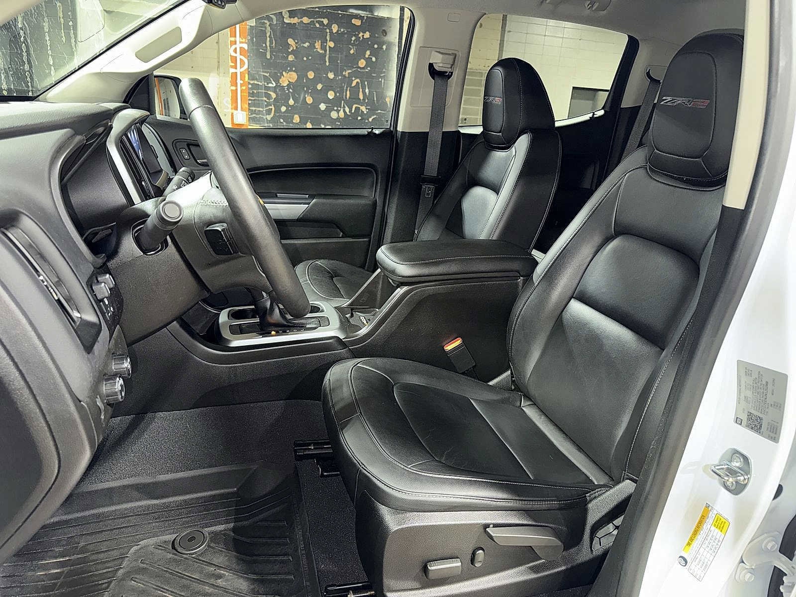 Thumbnail: 2022 Chevrolet Colorado - 15