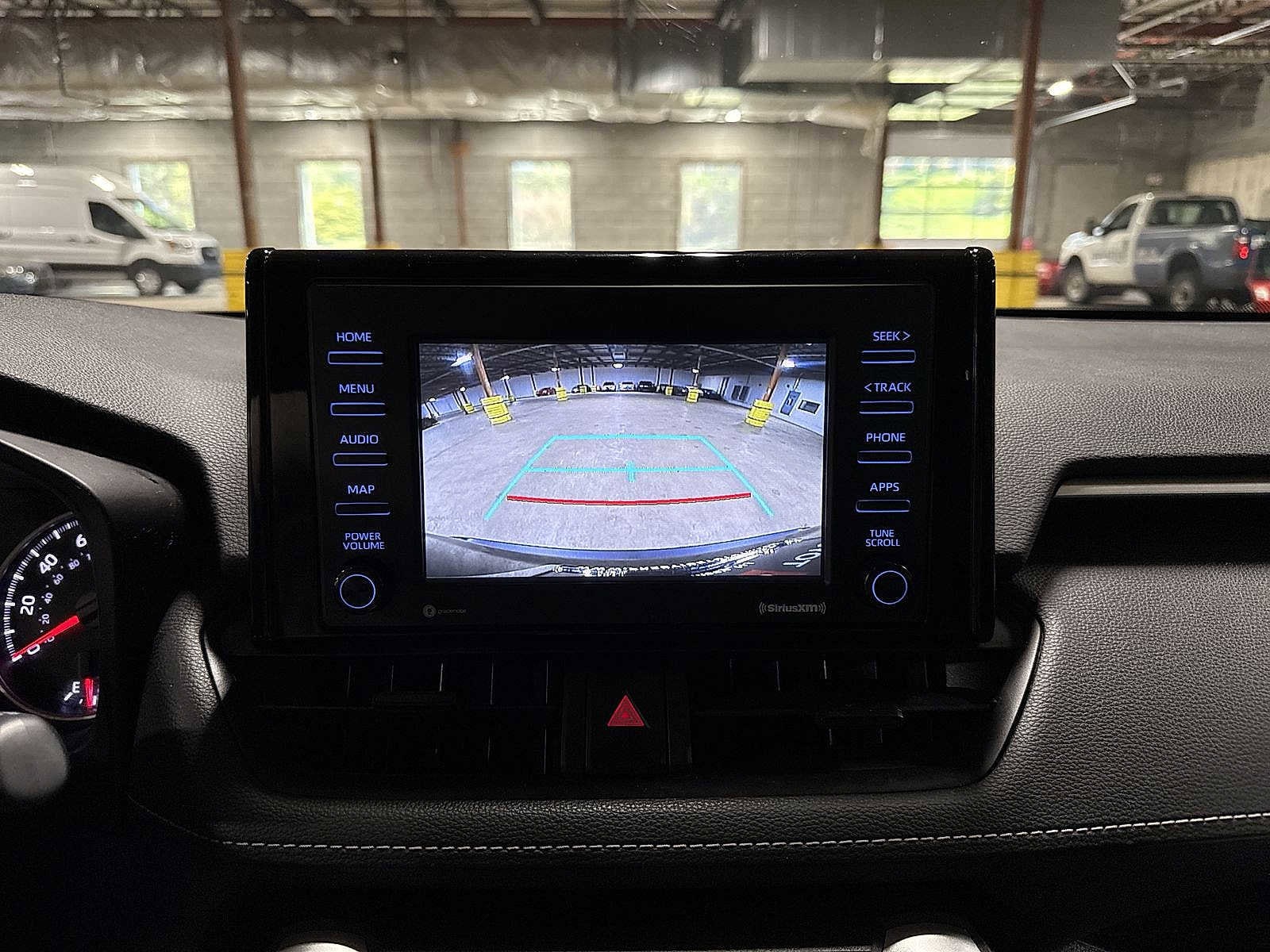 Thumbnail: 2021 Toyota RAV4 - 23