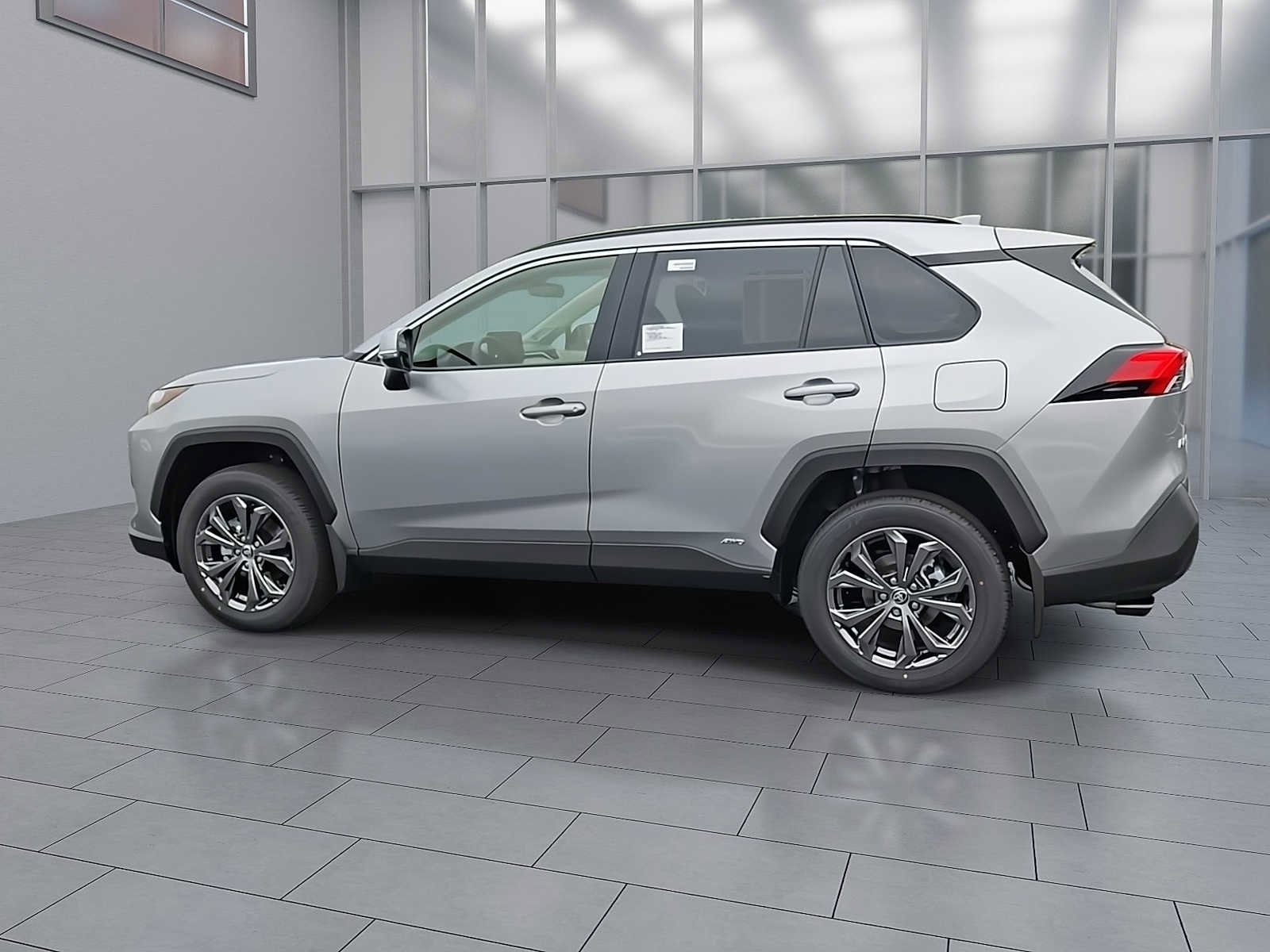 Thumbnail: 2025 Toyota RAV4 - 2