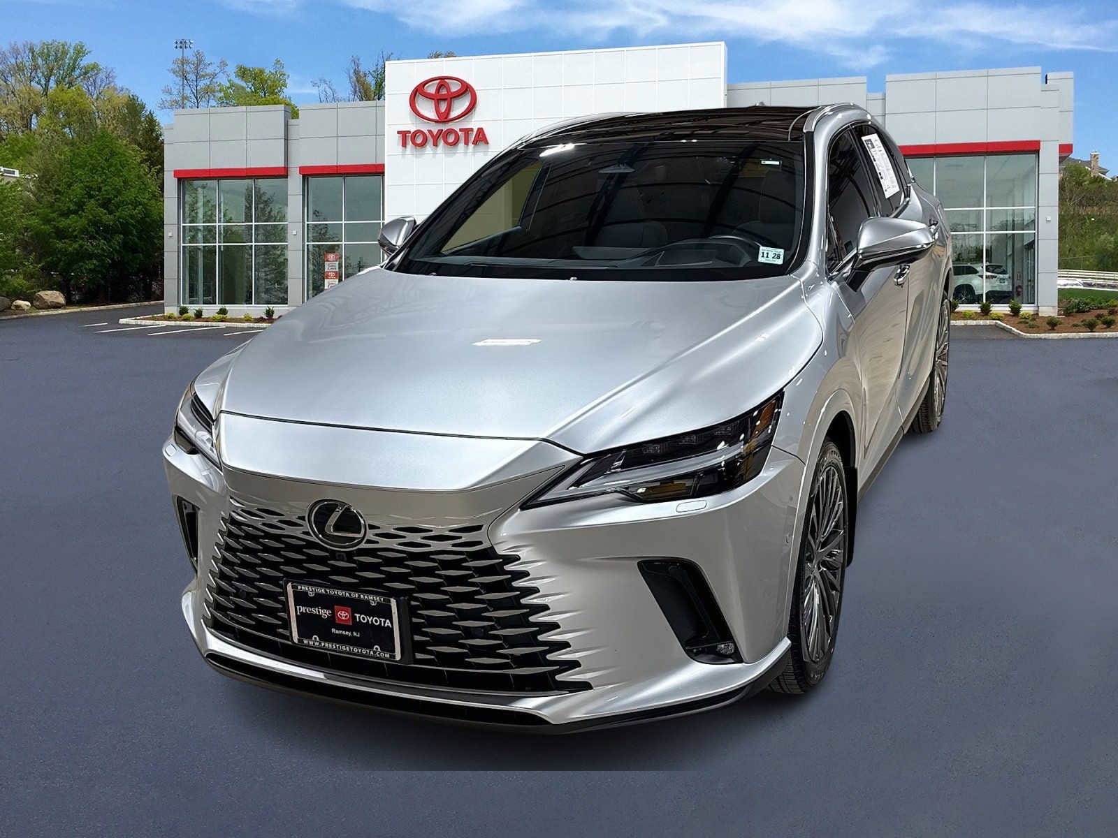 Thumbnail: 2023 Lexus RX - 1