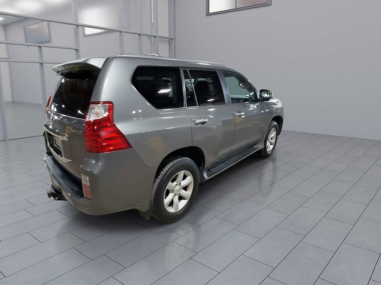 Thumbnail: 2010 Lexus GX - 8