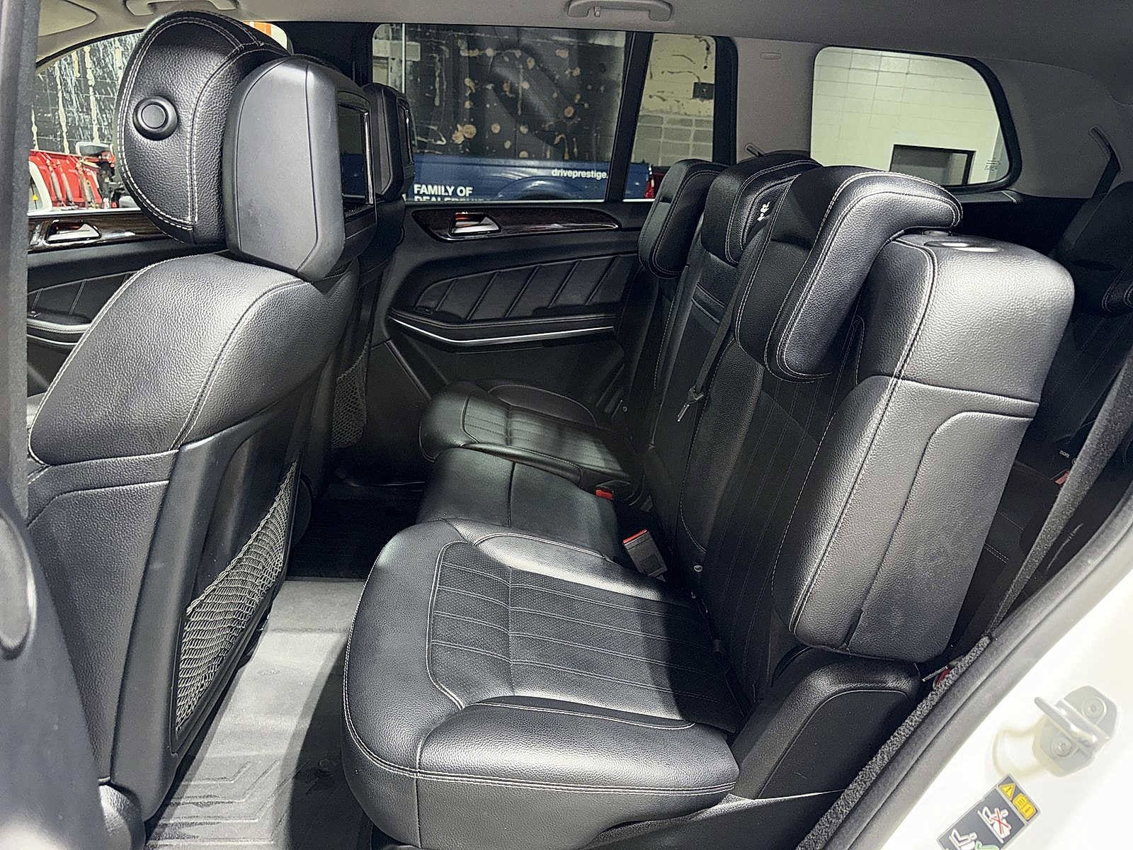 Thumbnail: 2013 Mercedes-Benz GL-Class - 17