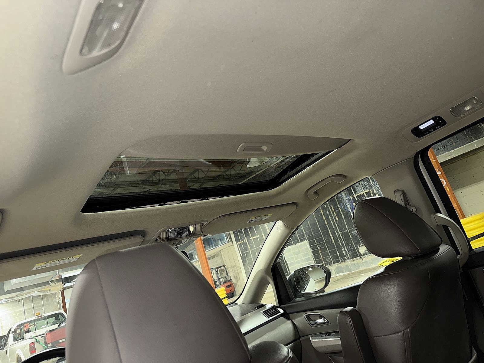 Thumbnail: 2016 Honda Odyssey - 25