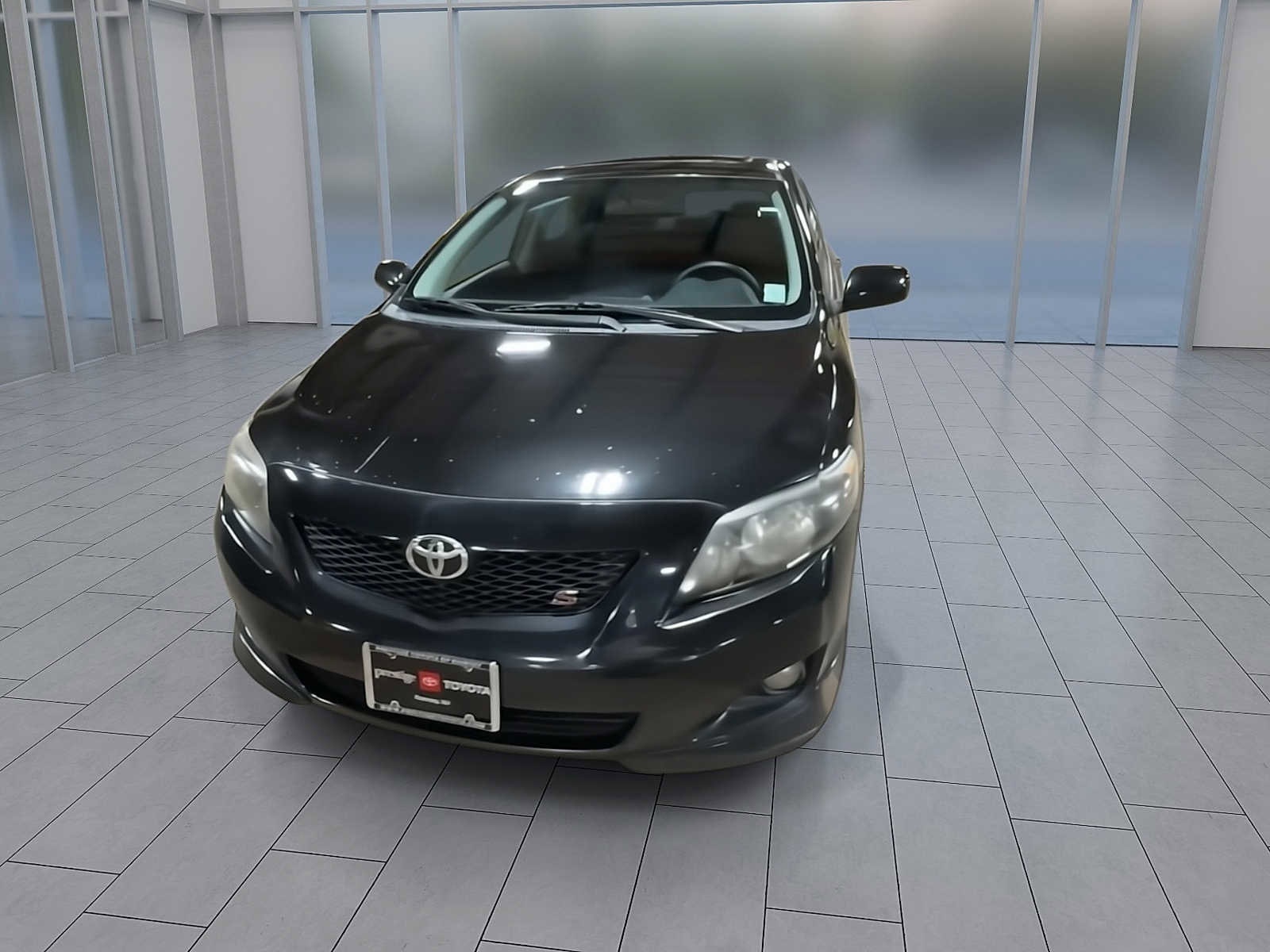 Thumbnail: 2010 Toyota Corolla - 3