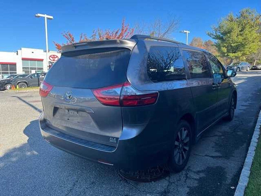 Used 2020 Toyota Sienna XLE 7 Passenger Van