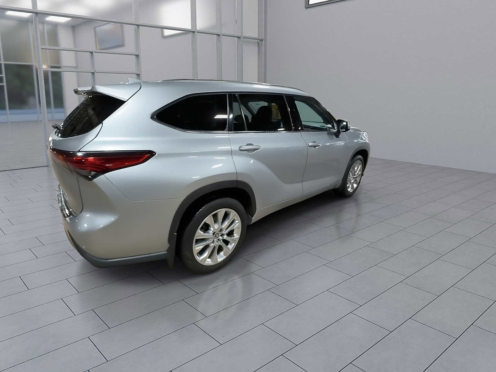 Thumbnail: 2020 Toyota Highlander - 8