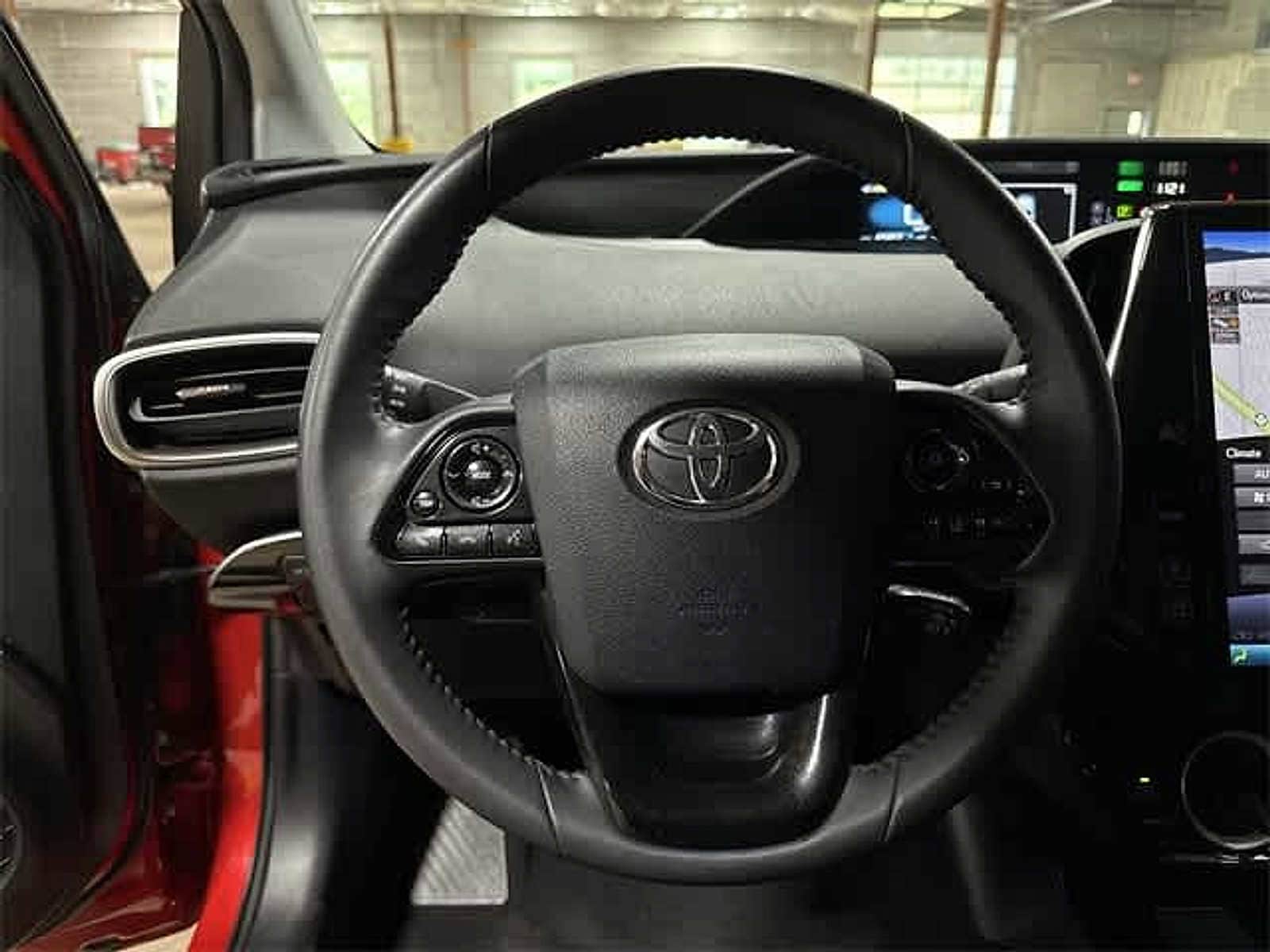Thumbnail: 2022 Toyota Prius Prime - 24