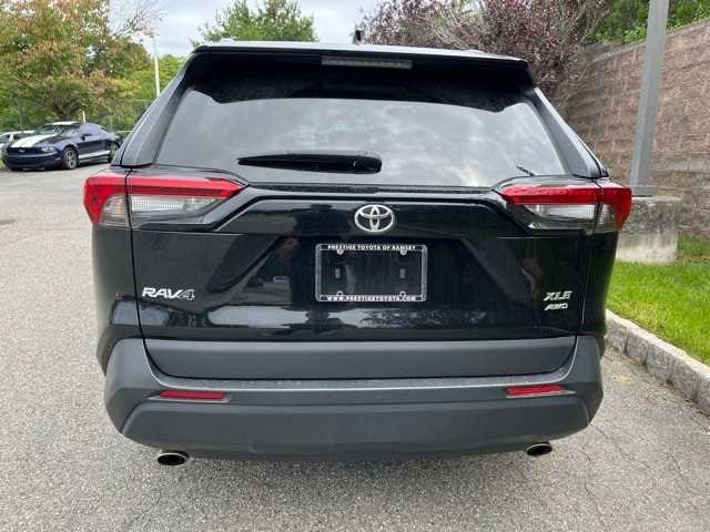 Thumbnail: 2022 Toyota RAV4 - 5