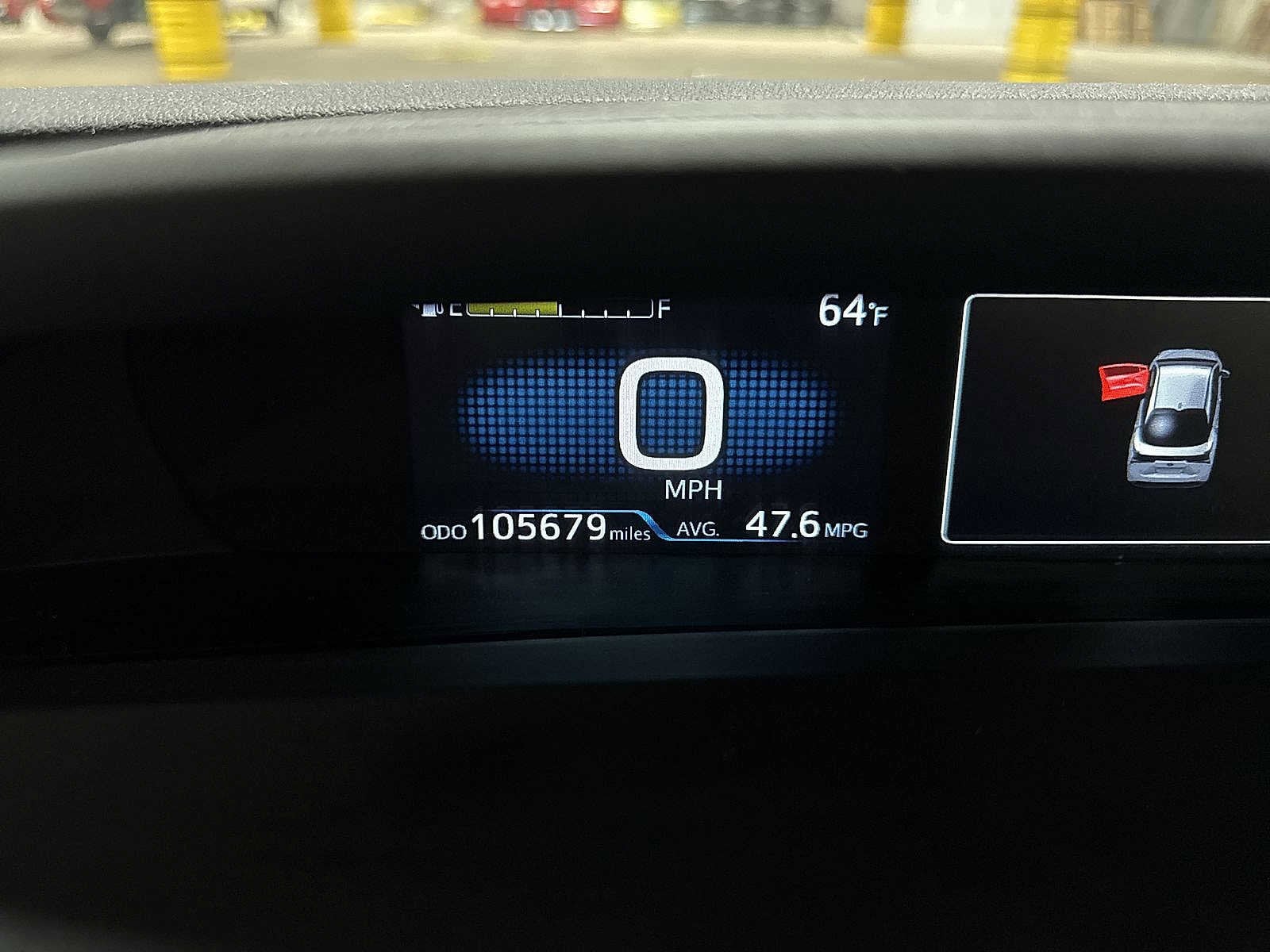 Thumbnail: 2022 Toyota Prius - 19