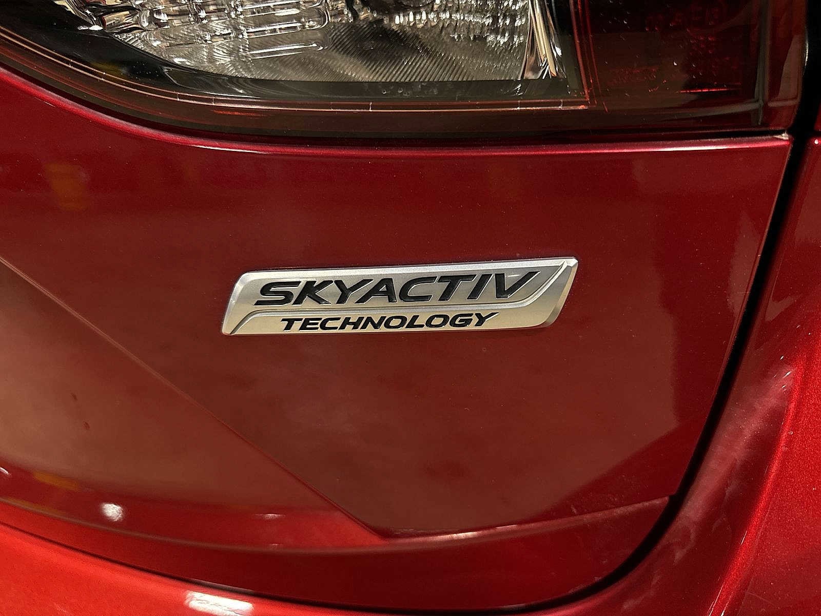 Thumbnail: 2016 Mazda Mazda3 - 28