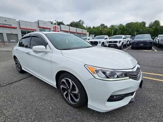 Thumbnail: 2017 Honda Accord - 3