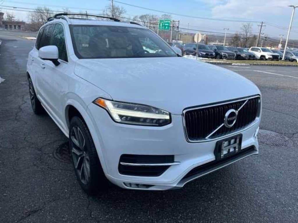 Used 2019 Volvo XC90 T6 Momentum SUV
