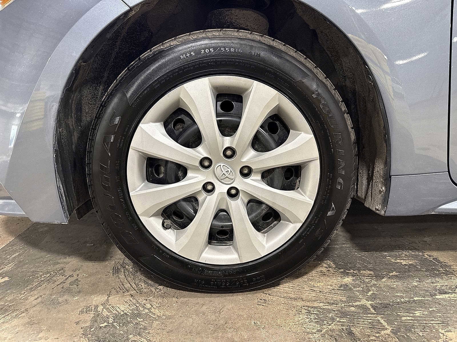 Thumbnail: 2021 Toyota Corolla - 10