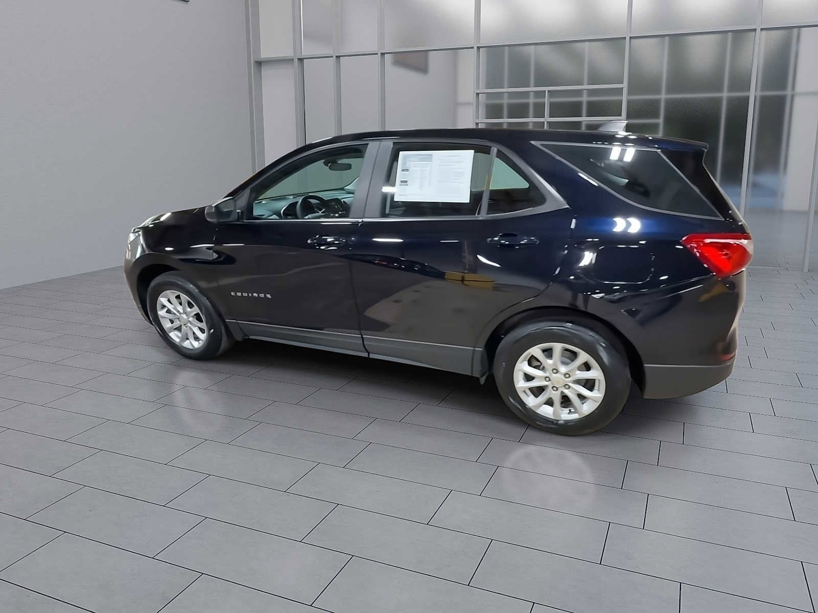 Thumbnail: 2021 Chevrolet Equinox - 6