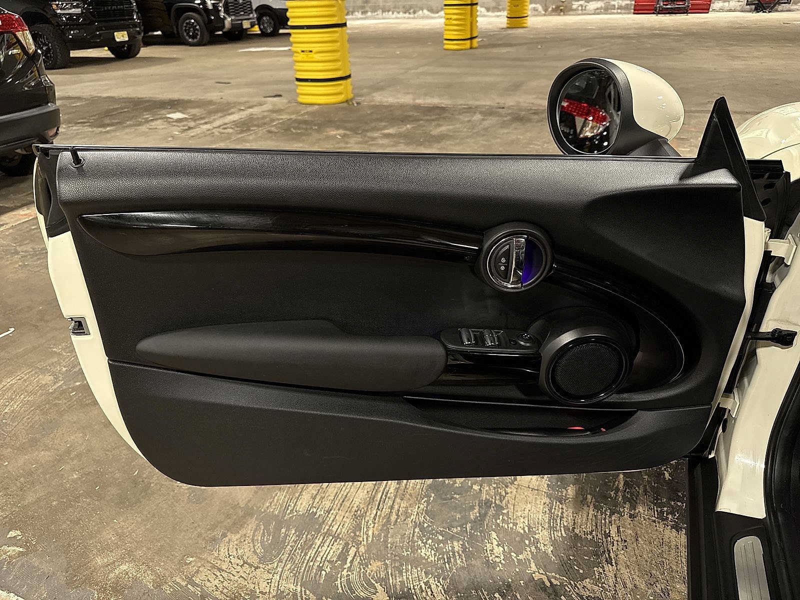 Thumbnail: 2019 MINI Cooper Convertible - 27