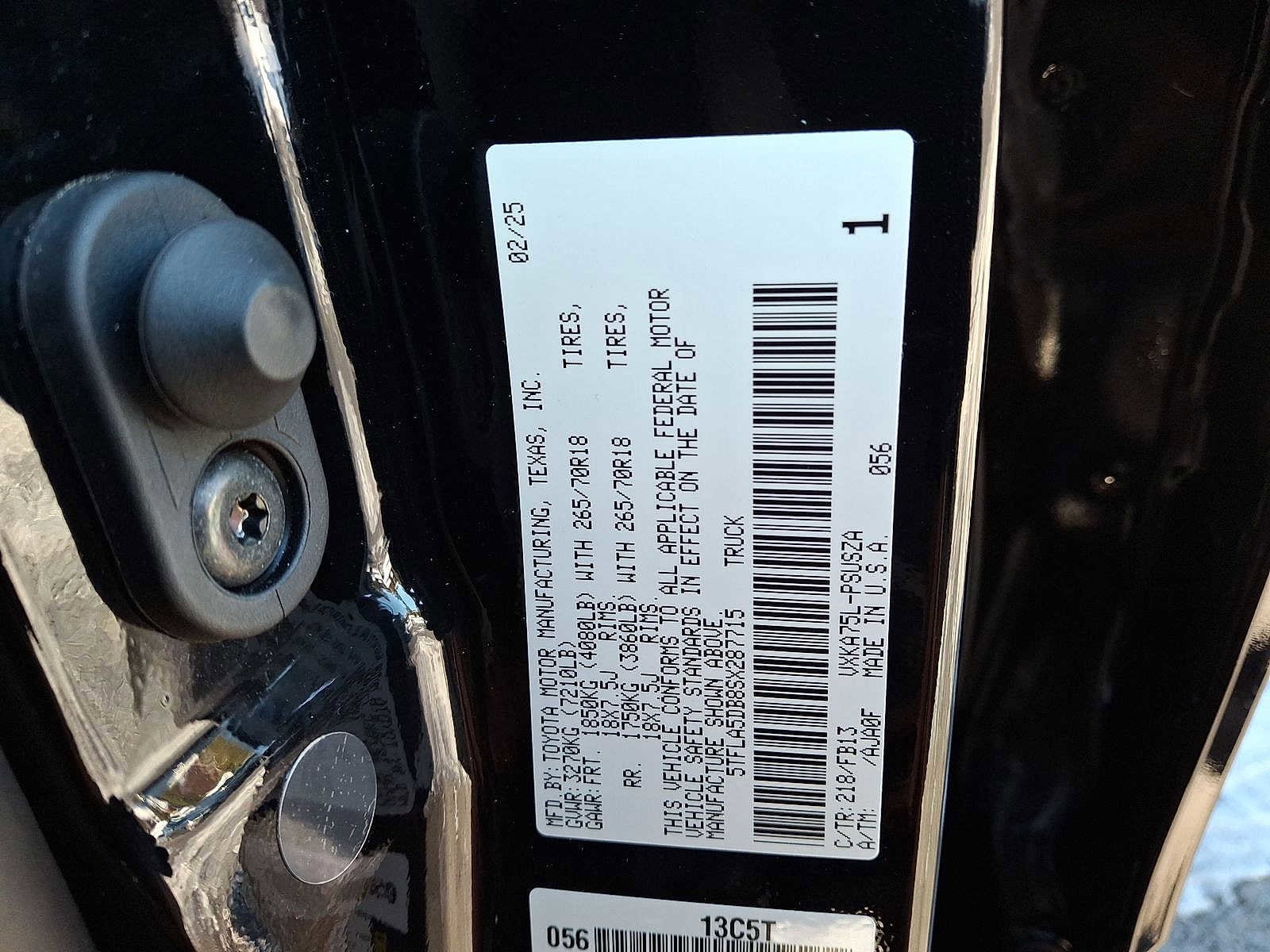 Thumbnail: 2025 Toyota Tundra - 18