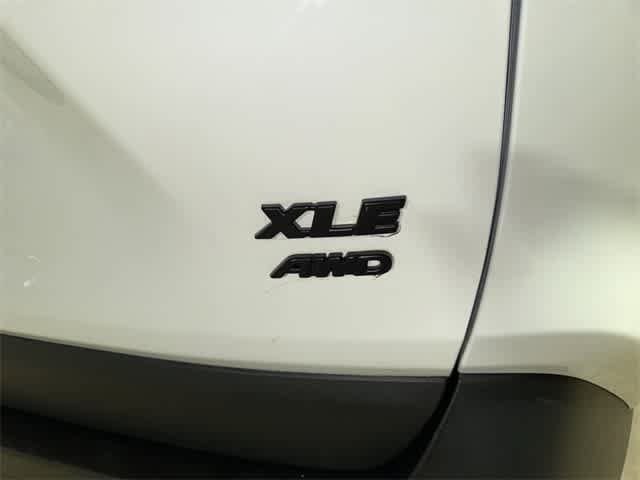 2023 Toyota RAV4 XLE 26
