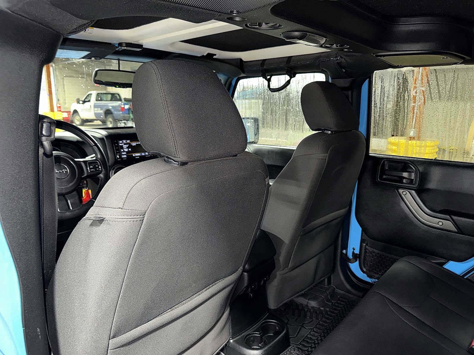 Thumbnail: 2017 Jeep Wrangler - 24
