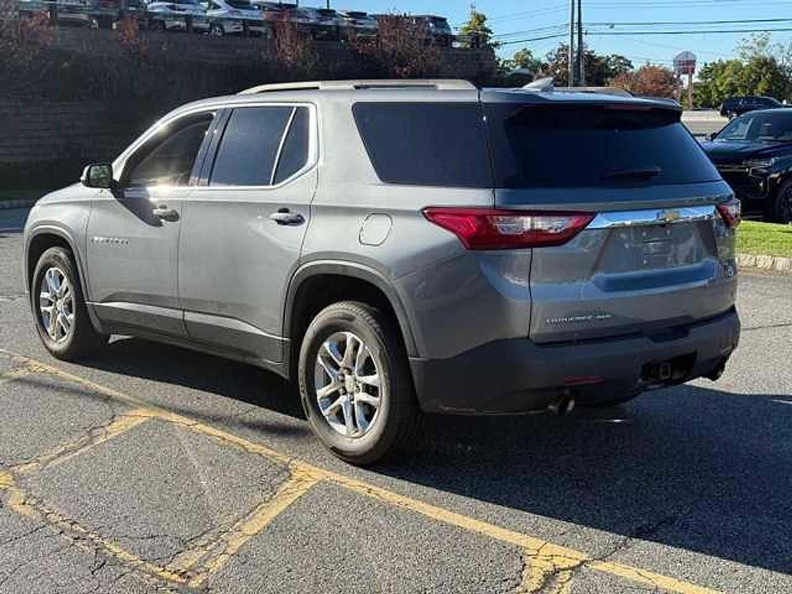 Thumbnail: 2021 Chevrolet Traverse - 6