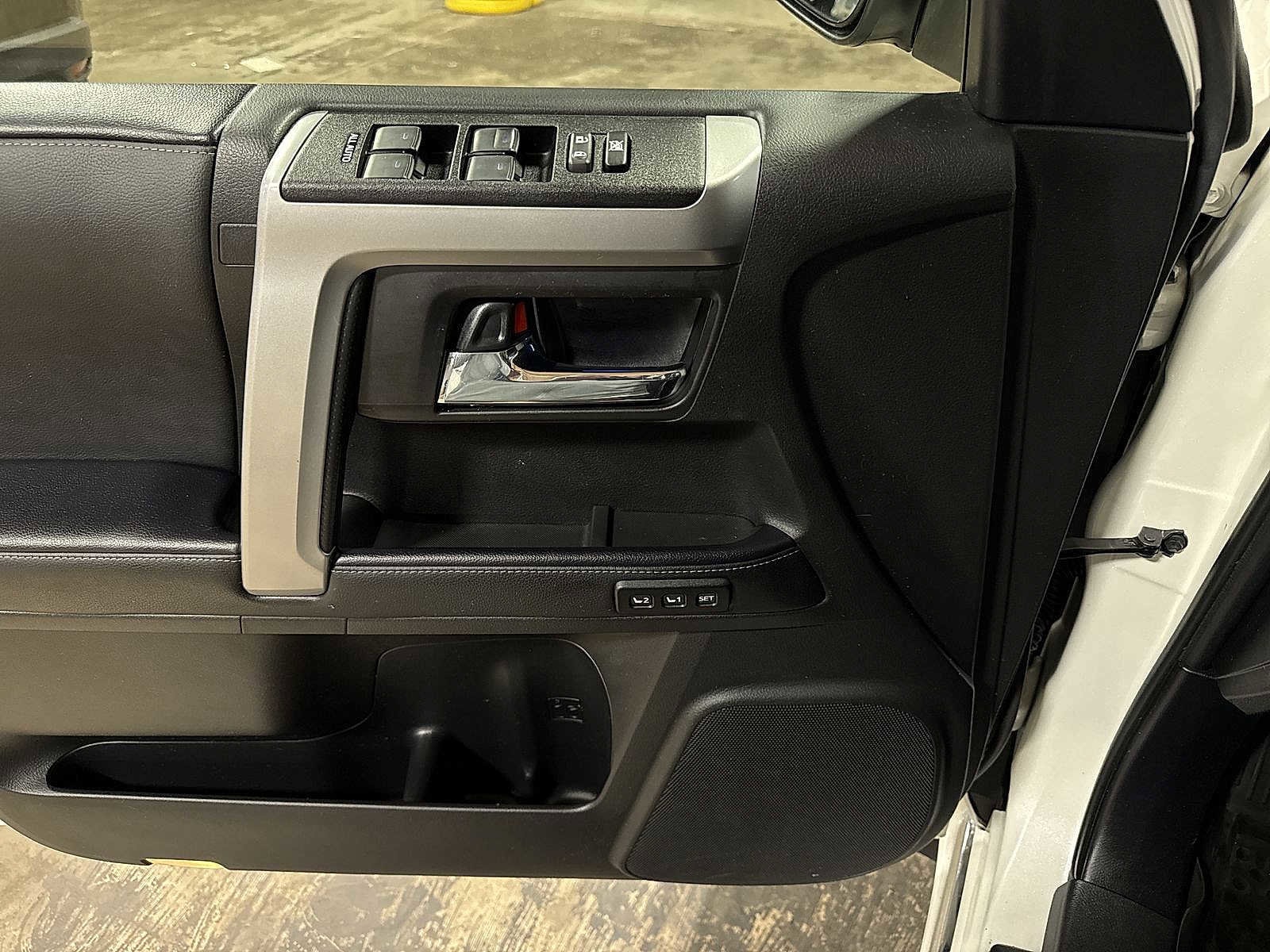 Thumbnail: 2023 Toyota 4Runner - 23