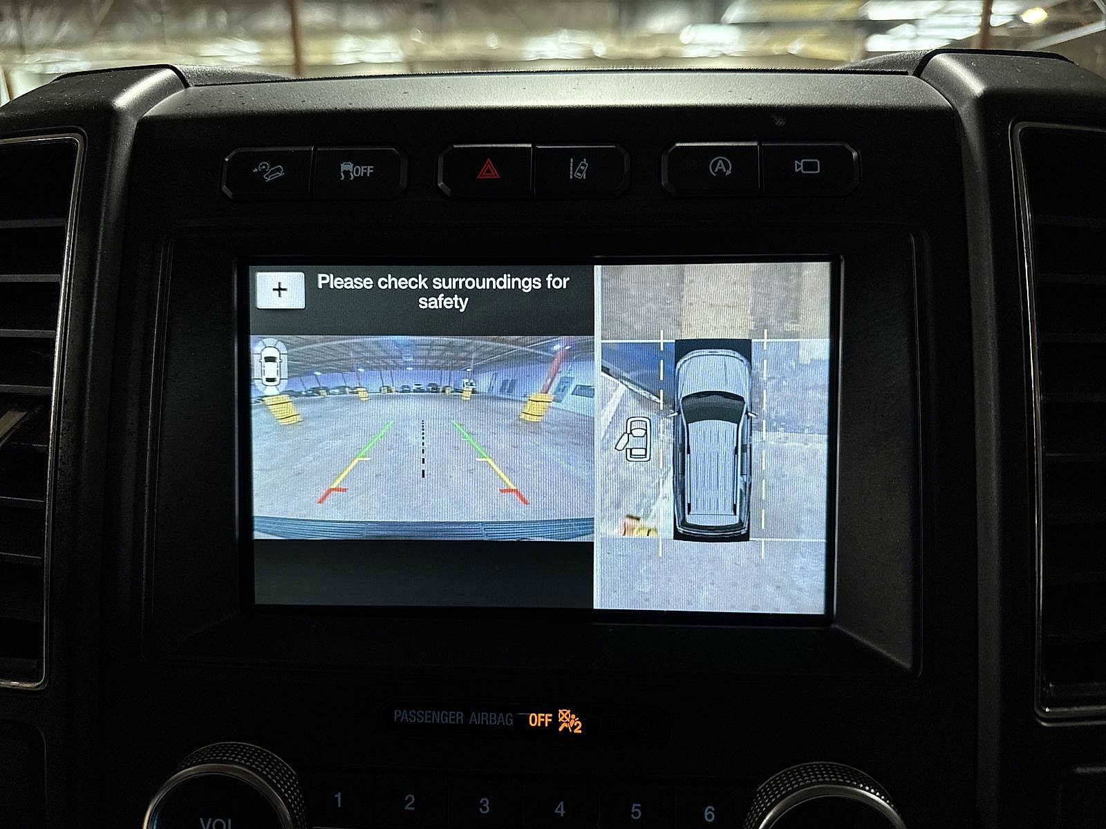 Thumbnail: 2018 Ford Expedition - 26