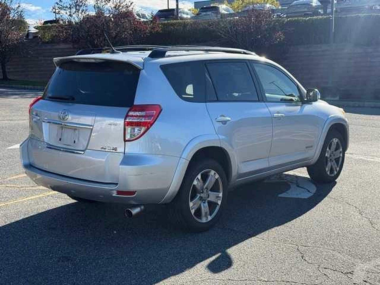 Thumbnail: 2012 Toyota RAV4 - 4