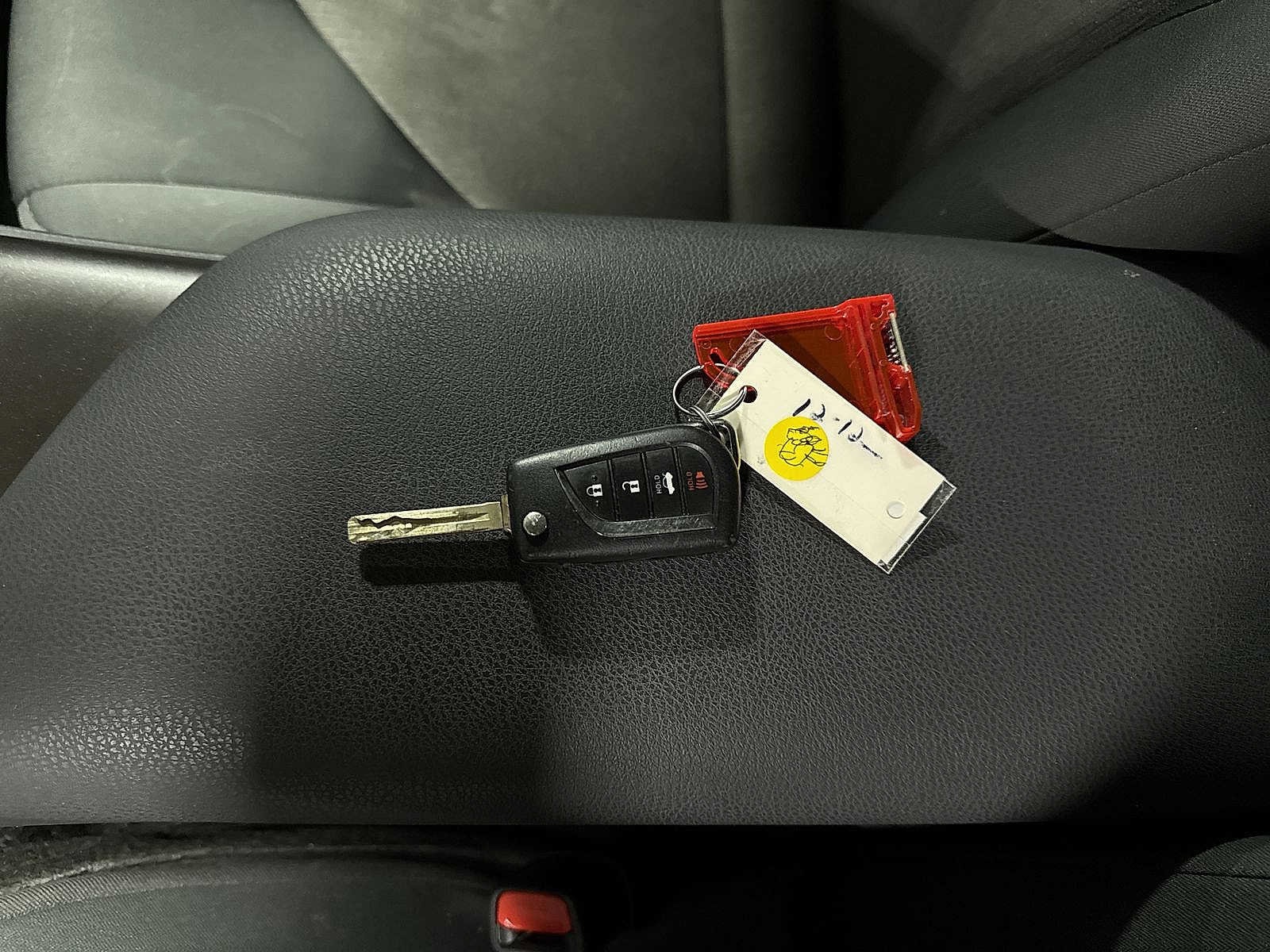 Thumbnail: 2024 Toyota Camry - 32