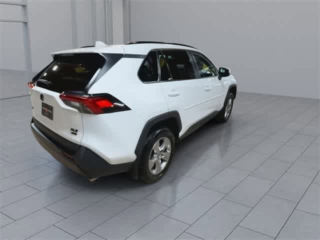 Thumbnail: 2023 Toyota RAV4 - 8