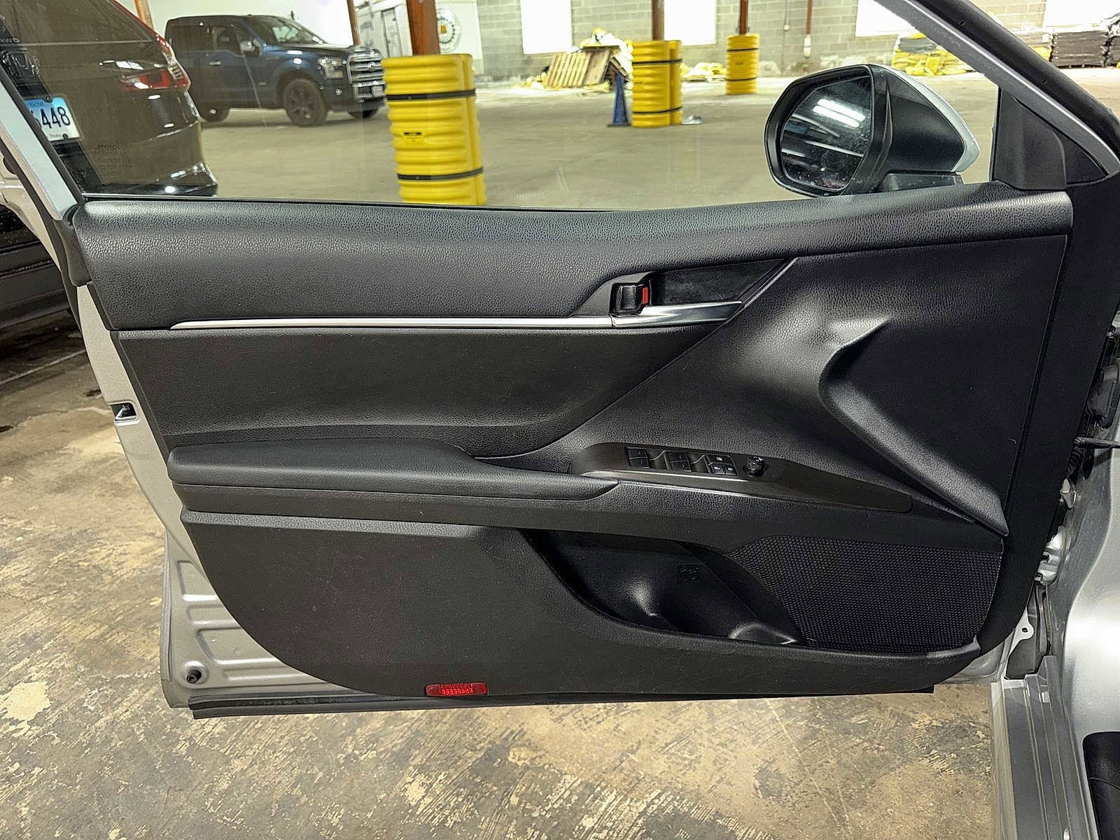 Thumbnail: 2023 Toyota Camry - 29