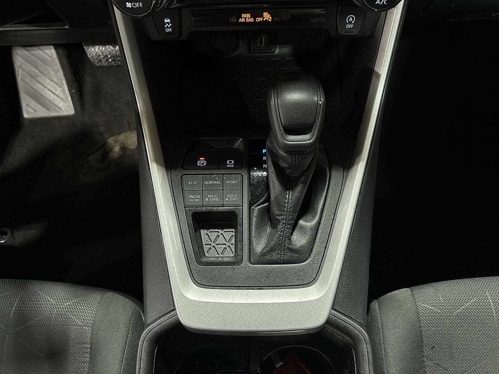 Thumbnail: 2024 Toyota RAV4 - 30