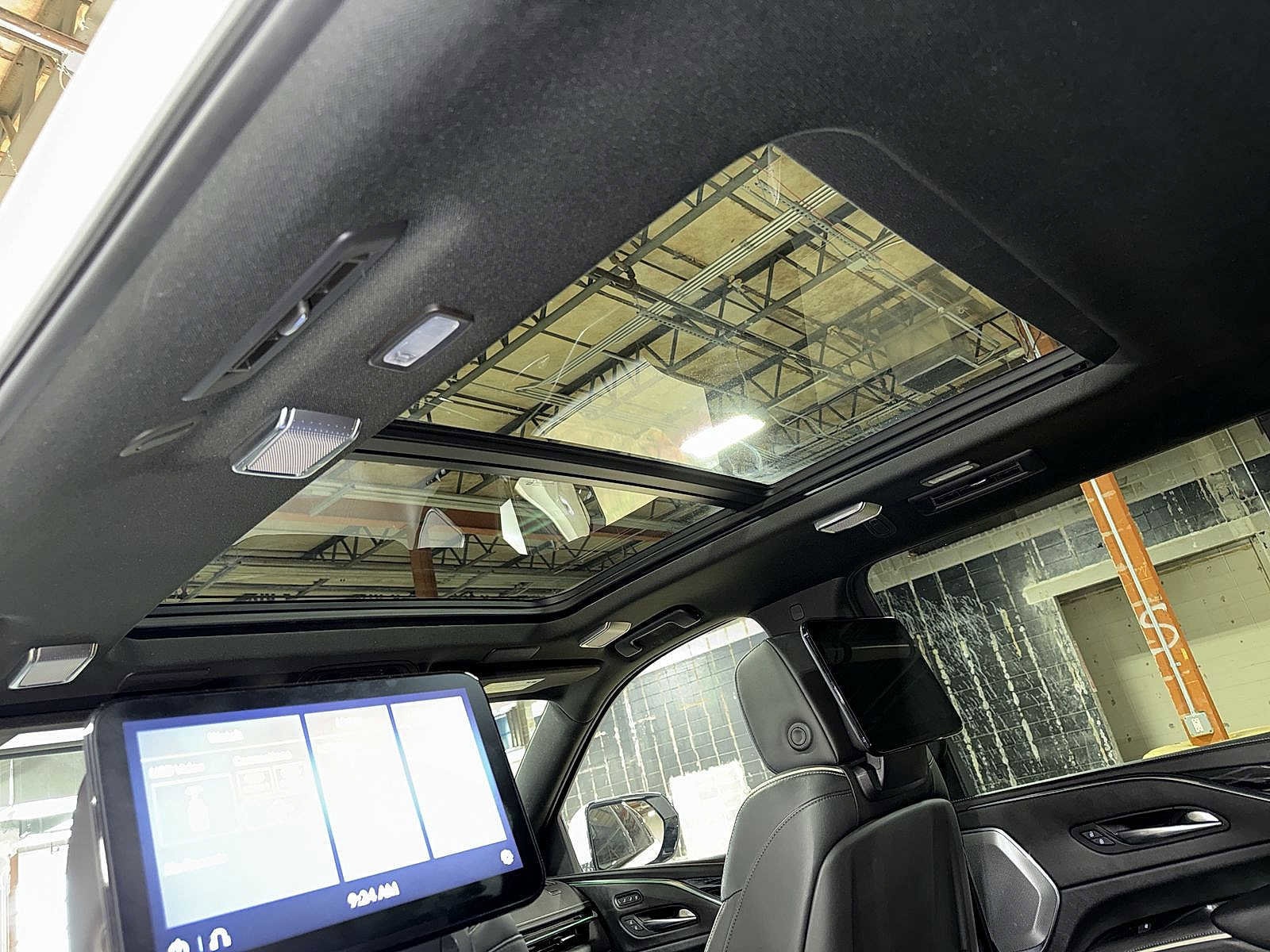 Thumbnail: 2021 Cadillac Escalade - 26