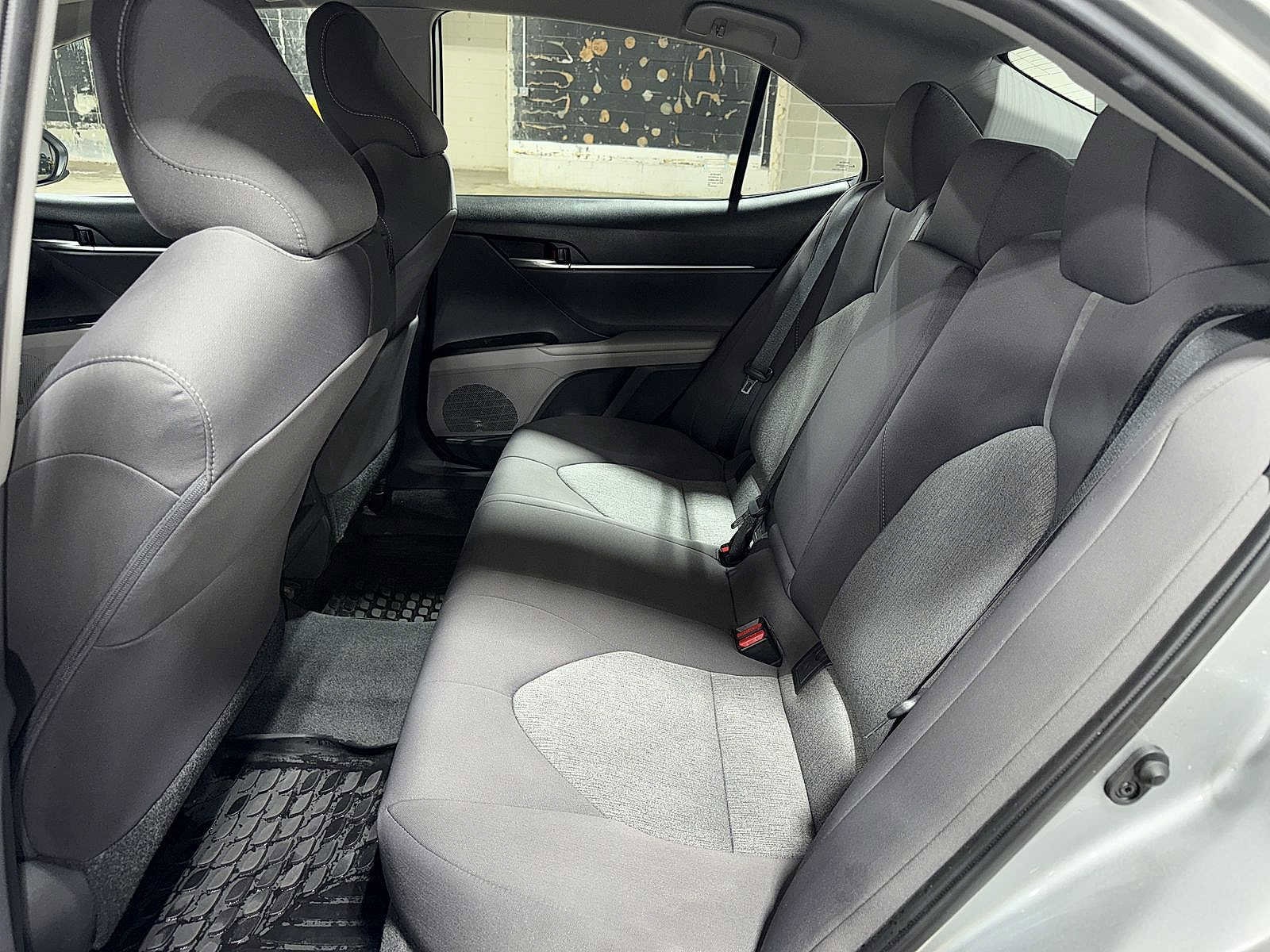 Thumbnail: 2021 Toyota Camry - 16