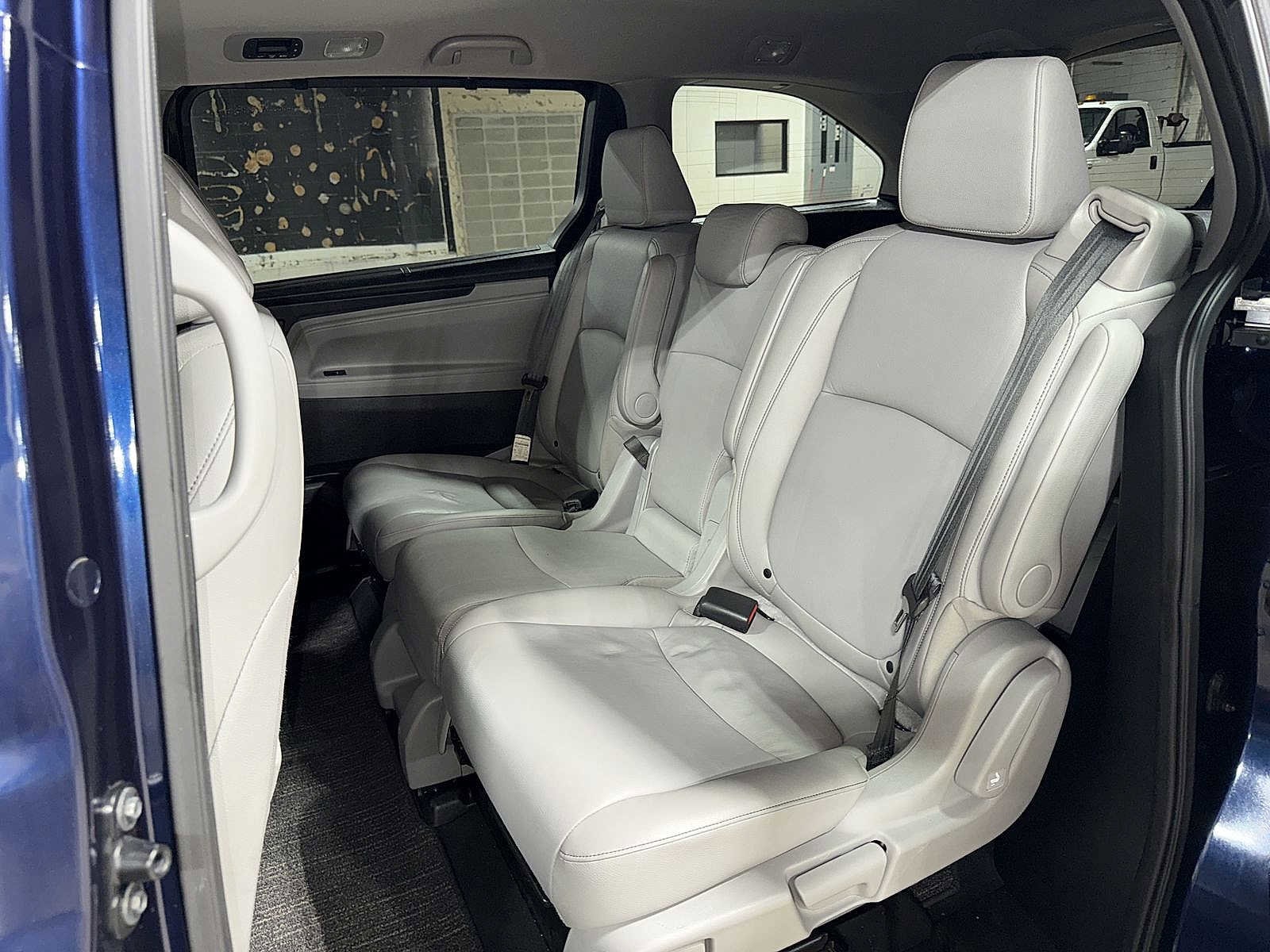 Thumbnail: 2023 Honda Odyssey - 17