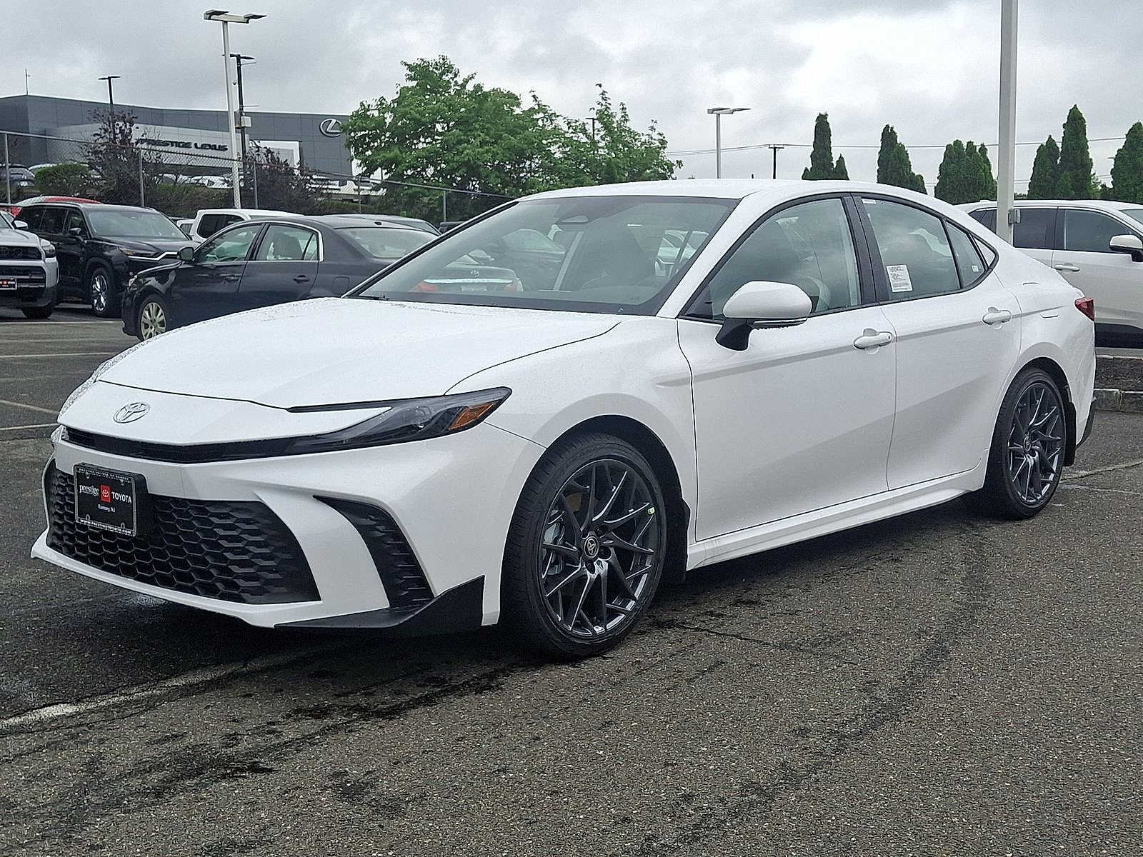 Thumbnail: 2026 Toyota Camry - 10