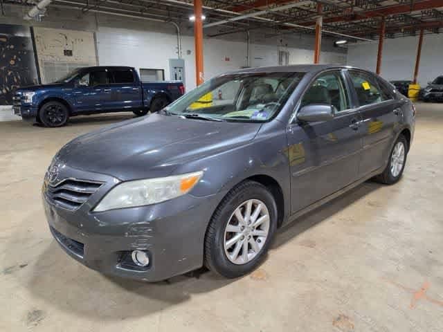2011 Toyota Camry 3.5 Auto V6 XLE's photo