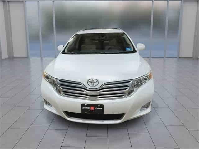 Thumbnail: 2010 Toyota Venza - 3