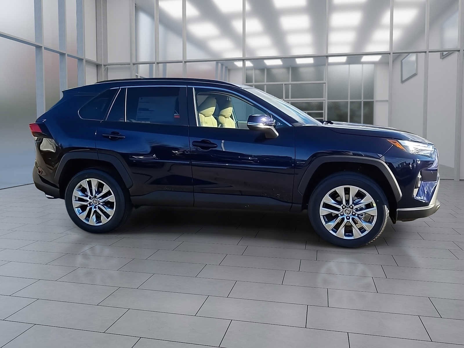 Thumbnail: 2025 Toyota RAV4 - 6