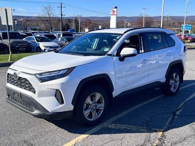 Thumbnail: 2022 Toyota RAV4 - 1