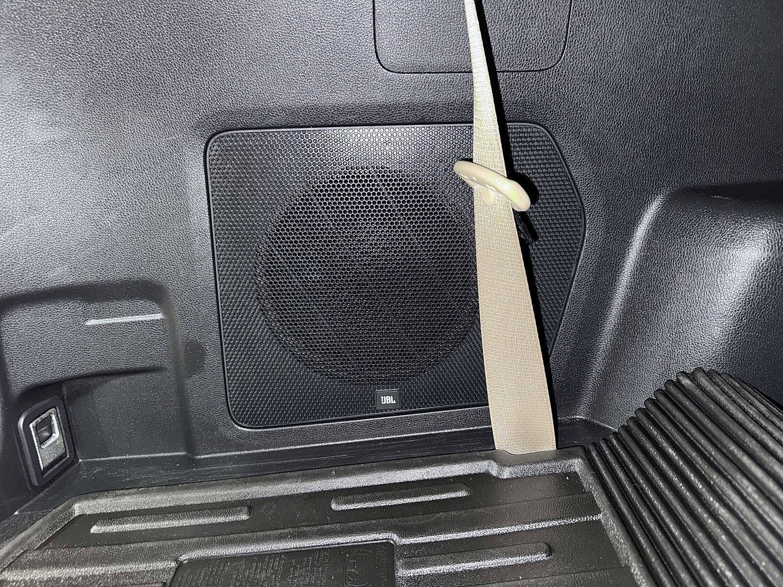 Thumbnail: 2023 Toyota Highlander - 26