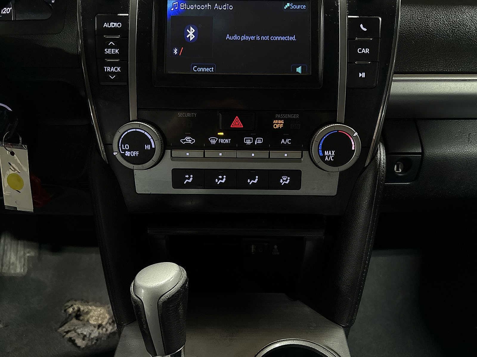 Thumbnail: 2012 Toyota Camry - 20